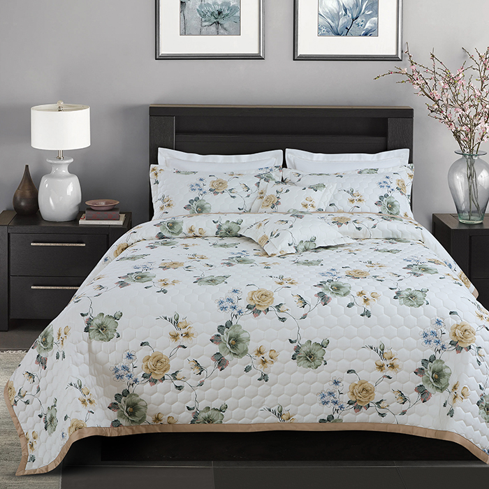 Luxury winter Comforter